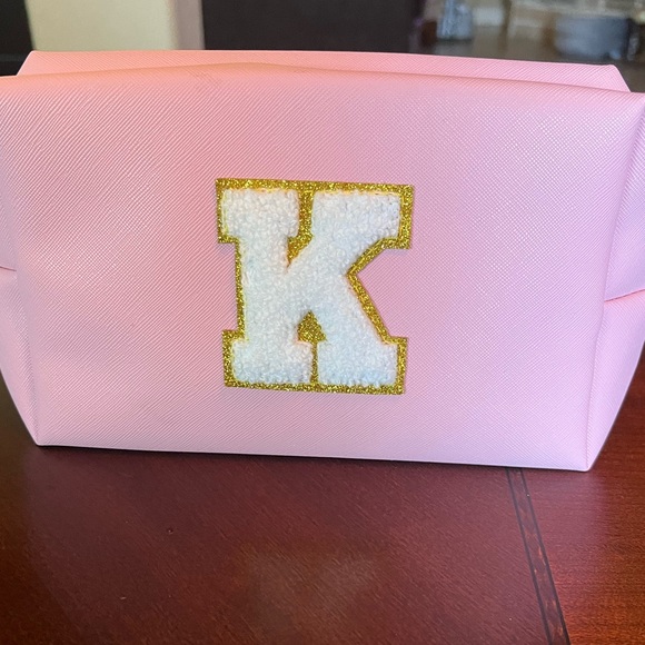 Pink Pouch - Cosmetic Bag with a K - Picture 4 of 7